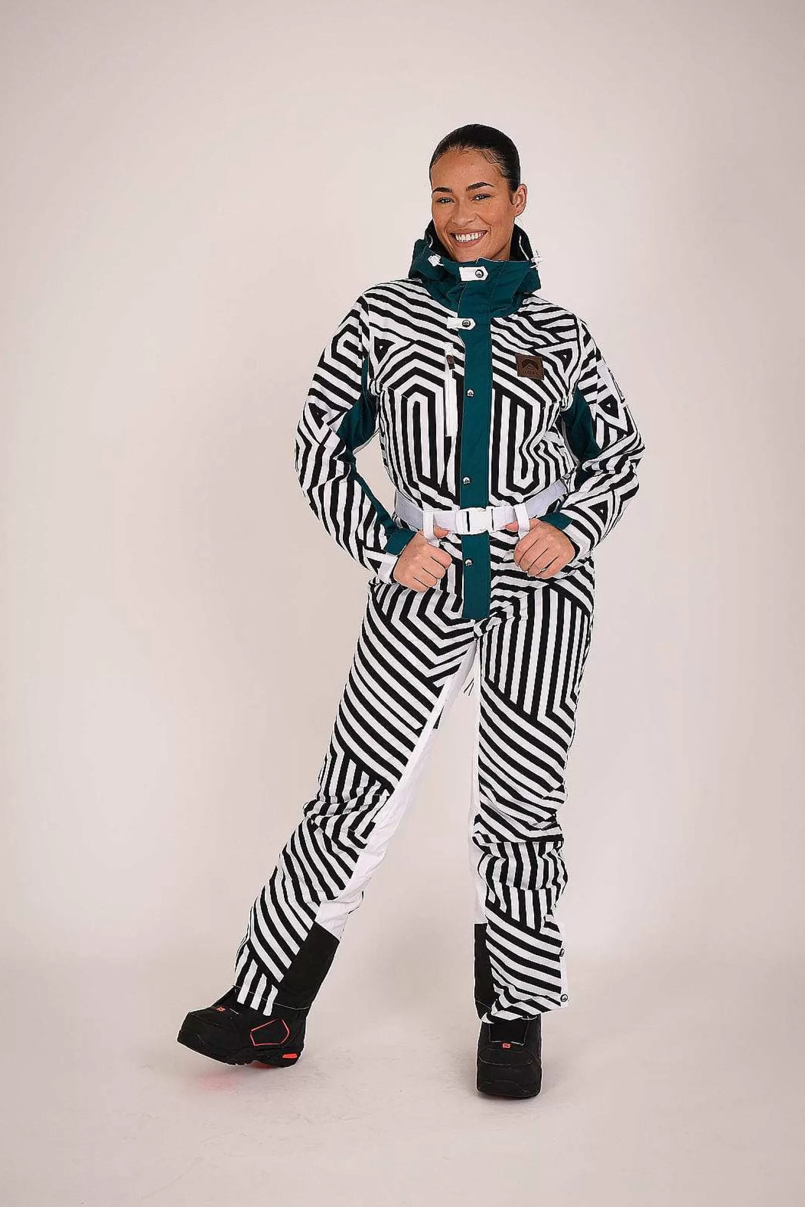 OOSC Ski Suits<Fall Line Black & White Curved Female Ski Suit
