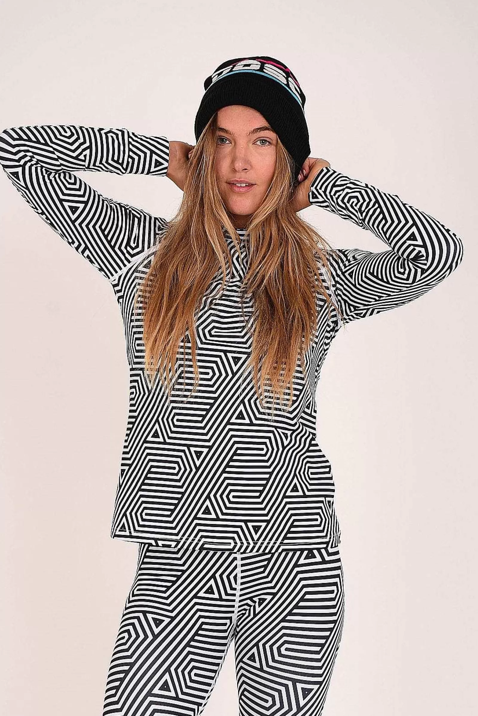 OOSC Baselayers<Fall Line Black & White Womens Baselayer Top