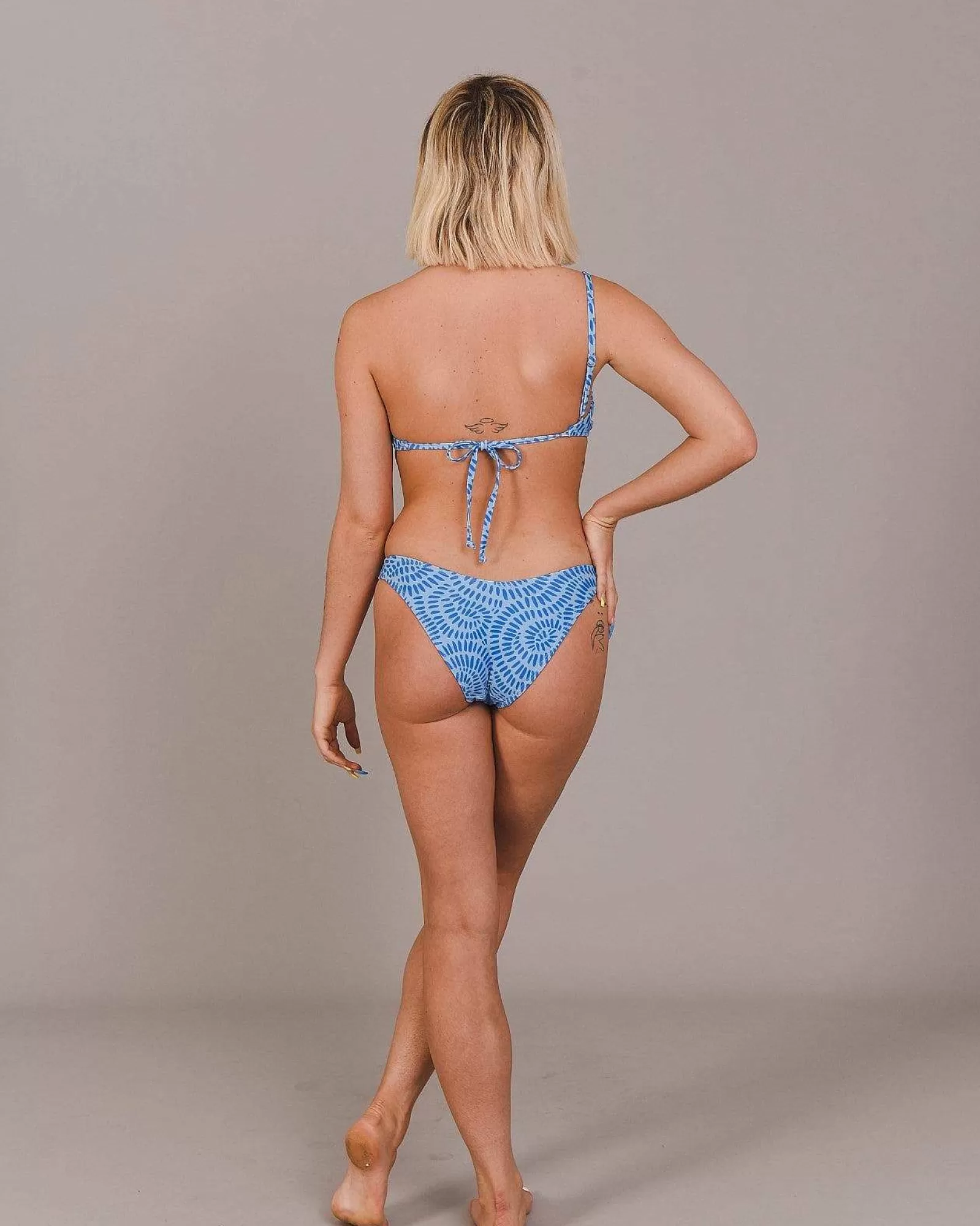 OOSC Bikinis<Moroccan Dream Cold Shoulder Bikini Top