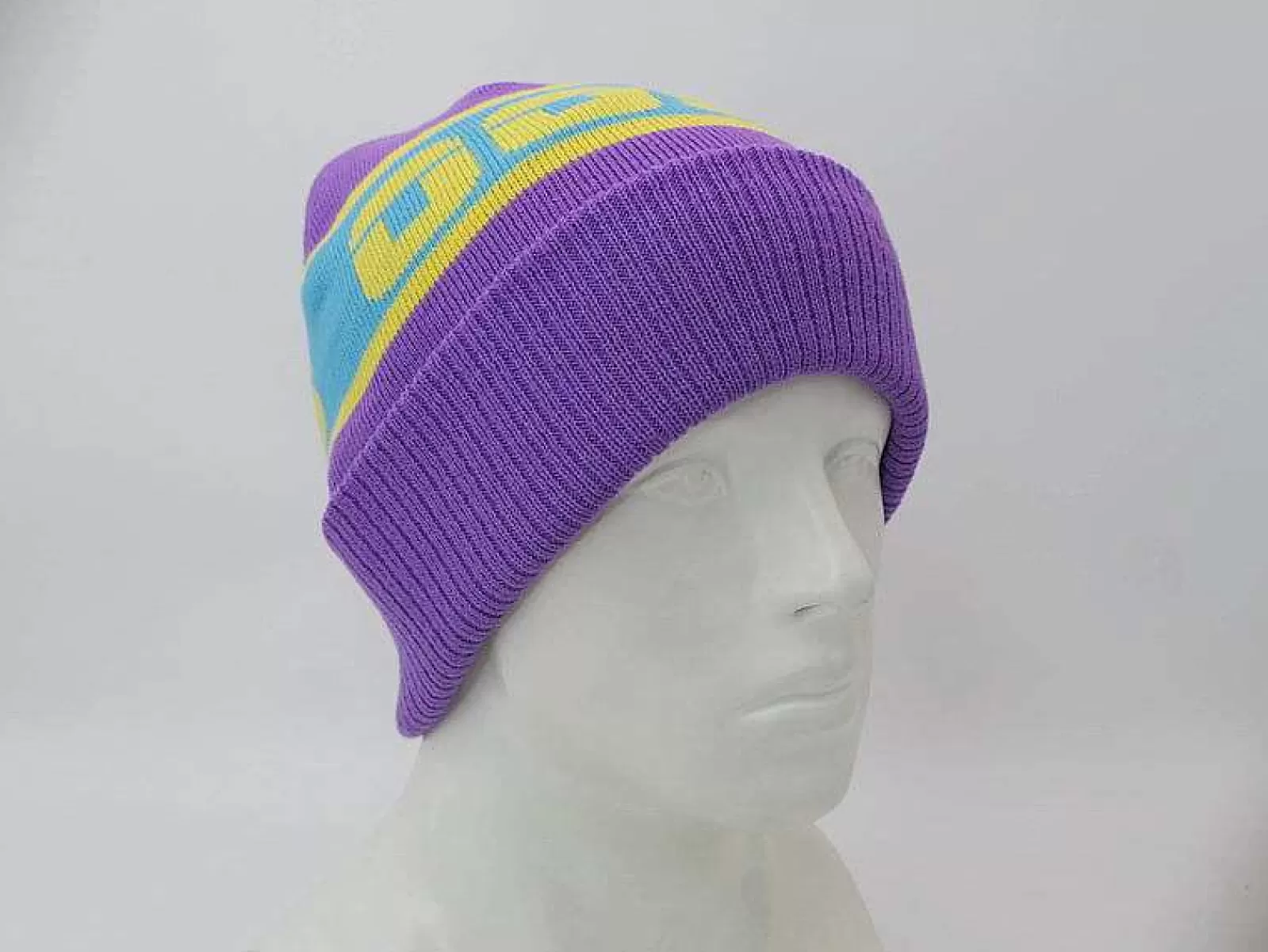 OOSC Beanies< Apres Beanie - Purple, Blue, Yellow