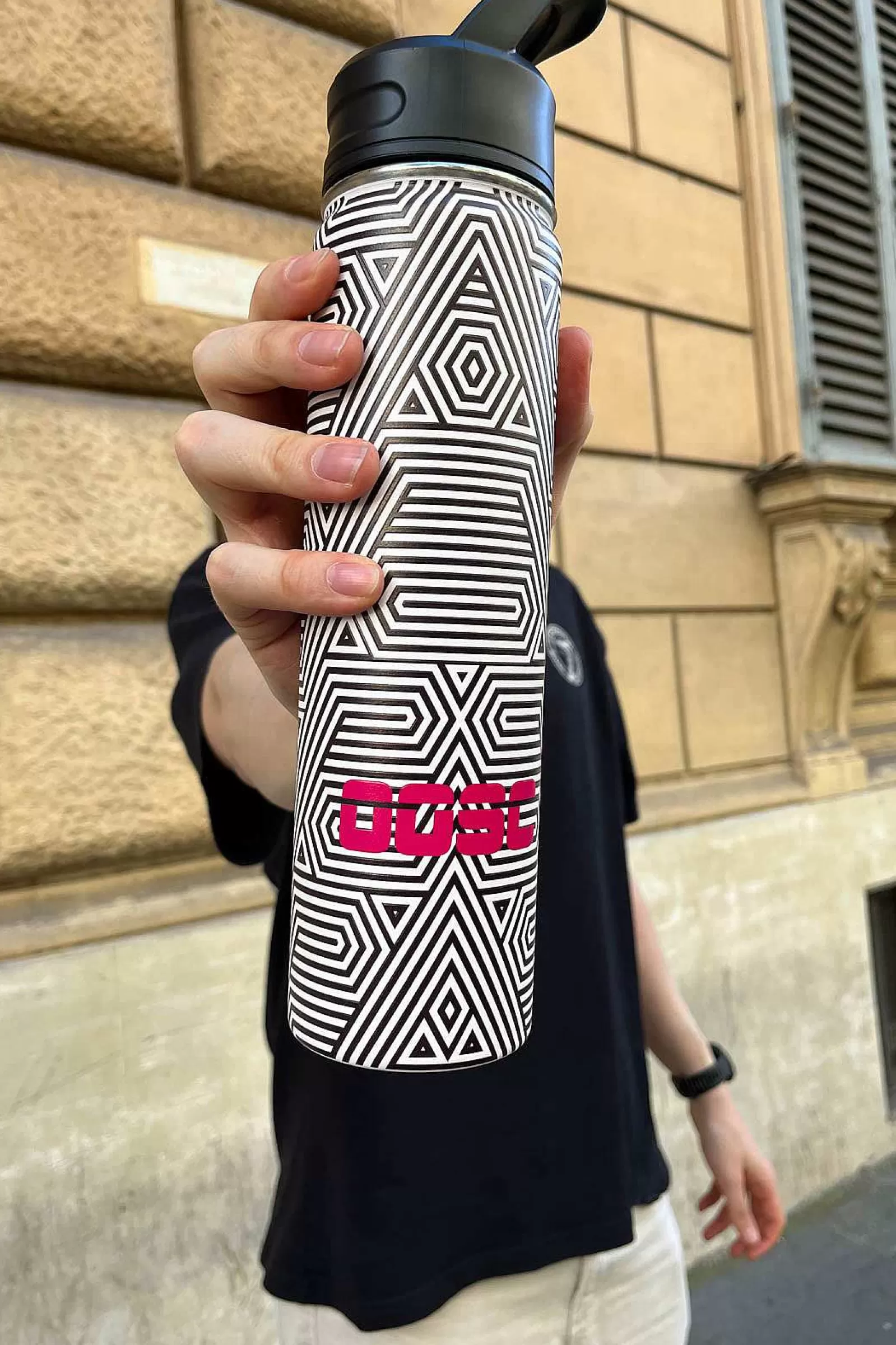 OOSC Water Bottles< Waterbottle - Fallline Print